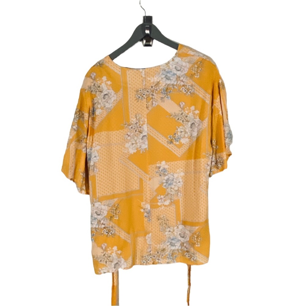 Jessica Simpson Tie Waist Blouse Yellow Floral Sz 1X Gardenia - Picture 6 of 7
